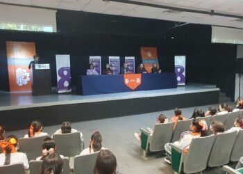 Alumnas de escuelas de nivel básico acuden al Sexto encuentro Las Niñas y la Ingeniería  