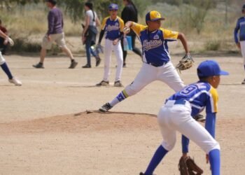 Equipo de Tomás Oroz triunfa 8-1 sobre la Liga Unison Amarilla en el Campeonato Estatal de Beisbol Infantil de El Imparcial 2023