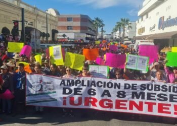 Unión de Usuarios de Hermosillo marcha para exigir ocho meses de subsidio