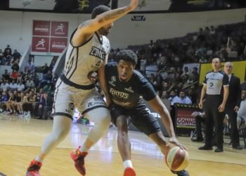 Los Rayos de Hermosillo logran su cuarta victoria en el Circuito de Baloncesto de la Costa del Pacífico