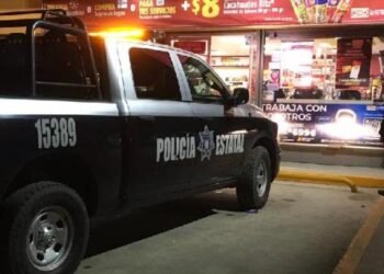Detienen a hombre por golpear clientes en tienda en Valle Verde, Hermosillo