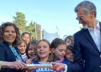Estima COM delegación de 130 atletas mexicanos para París
