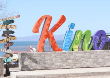 Impera desorden en área de playa en Bahía de Kino