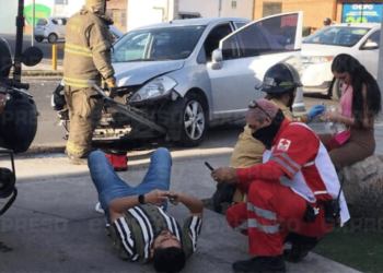 Choque en intersección de la colonia San Benito deja 2 personas lesionadas