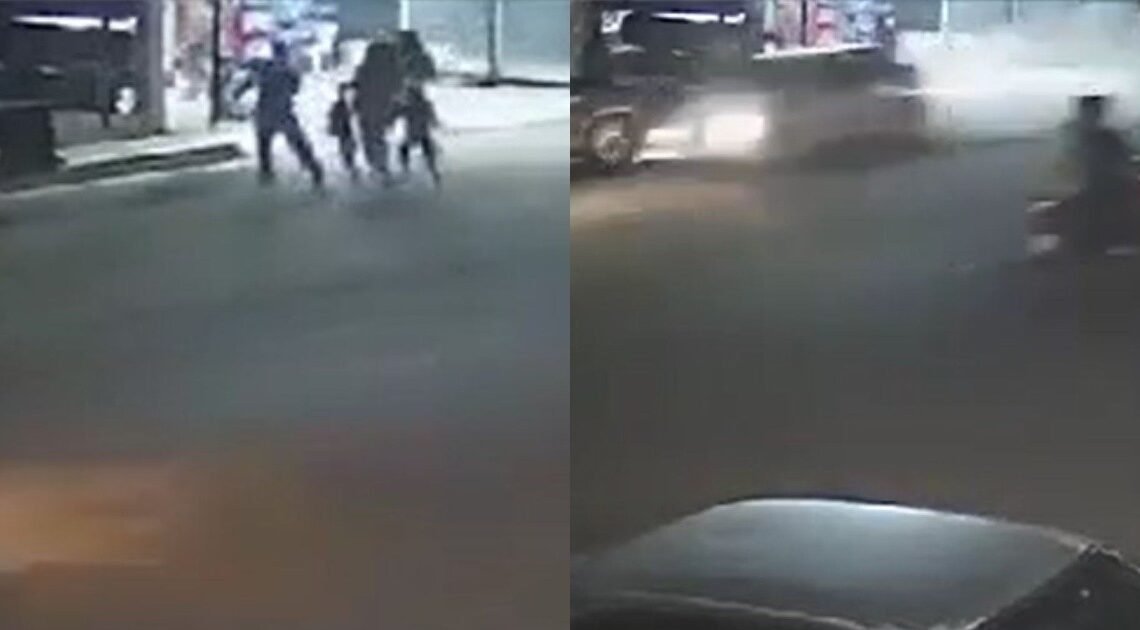 VIDEO: Autoridades buscan a conductor que atropelló a una mujer y dos niños en la colonia Cuauhtémoc en Hermosillo