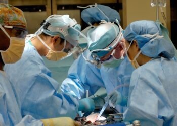 IMSS-Bienestar realiza jornada quirúrgica de ortopedia en Sonora