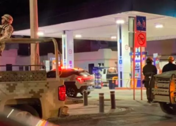 Asesinan a disparos a hombre en gasolinera de El Mariachi