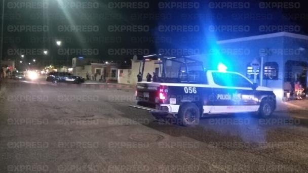 Detienen a hombre que insultó y asfixió a su pareja en Puerta Real Detienen a hombre que insultó y asfixió a su pareja en Puerta Real