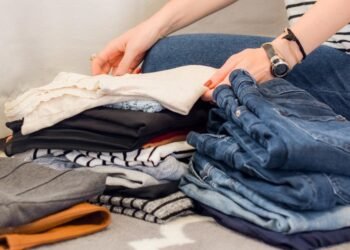 Asociación Civil realiza colecta de ropa para ayudar a niñas y mujeres en situación vulnerable
