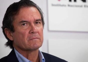Cesan a secretario ejecutivo del INE tras publicación del Plan B