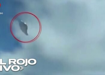 Presunto ovni fue grabado desde una aeronave en Colombia
