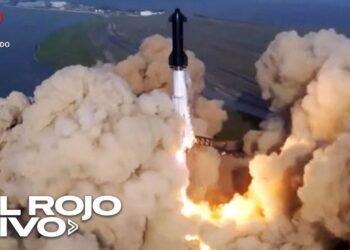 SpaceX lanza el cohete Starship y explota cuatro minutos después | Al Rojo Vivo | Telemundo