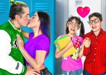 TÚ EN LA SECUNDARIA vs TÚ DE NIÑO EN EL AMOR 👩🏻‍❤️‍💋‍👨🏻😳 | Karla Bustillos