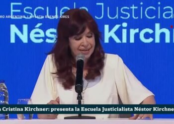 Cristina a los empresarios: “Tenemos que sentarnos en una mesa a ver cuánto pone cada uno”