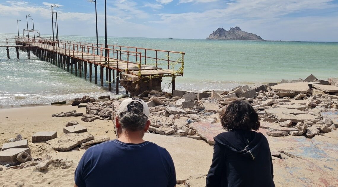 Comerciantes de Bahía de Kino piden apoyo al ayuntamiento de Hermosillo para atraer turismo a la playa Comerciantes de Bahía de Kino piden apoyo al ayuntamiento de Hermosillo para atraer turismo a la playa