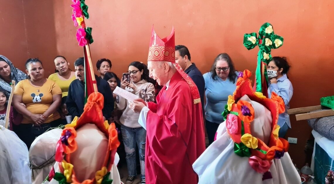 Invita arzobispo Ruy Rendón a participar de celebraciones católicas de Semana Santa Invita arzobispo Ruy Rendón a participar de celebraciones católicas de Semana Santa