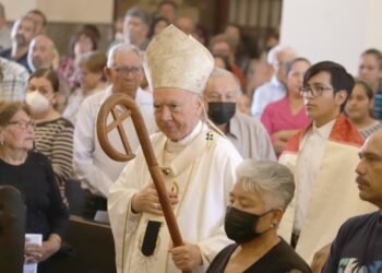 Celebran en Catedral de Hermosillo a Cristo vivo