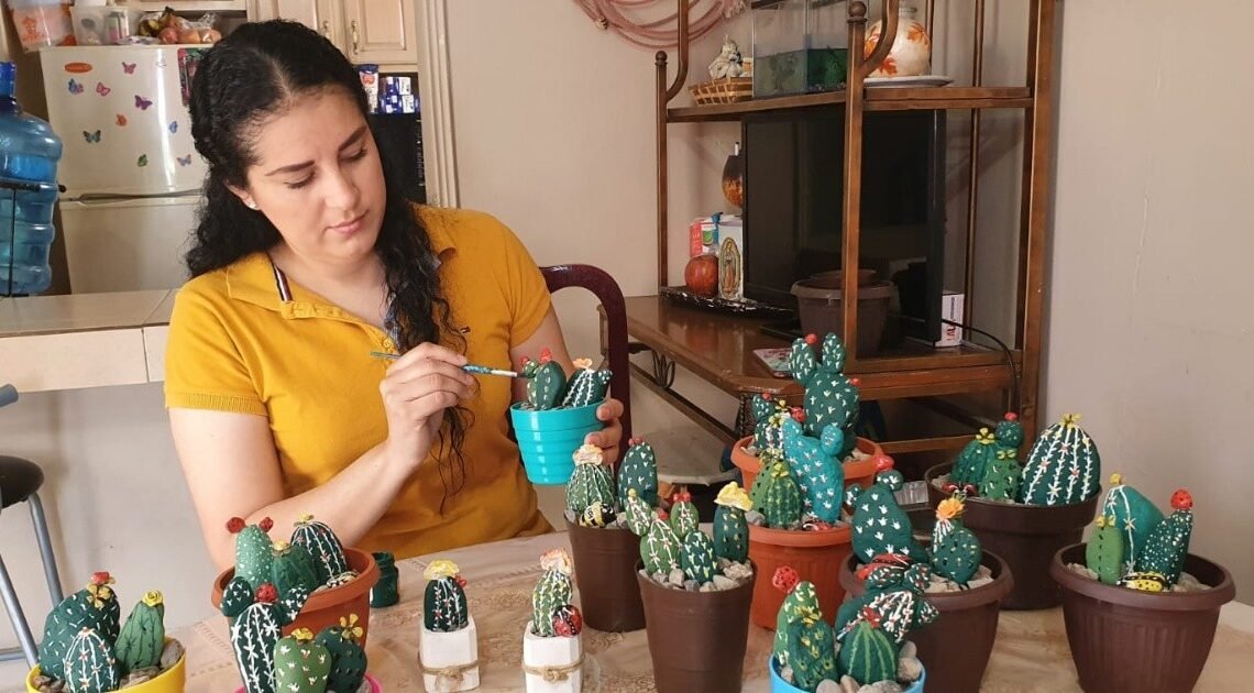 Hermosillo: La necesidad de superarse y sacar adelante a sus hijos llevó a Jessica a emprender y usar toda su creatividad