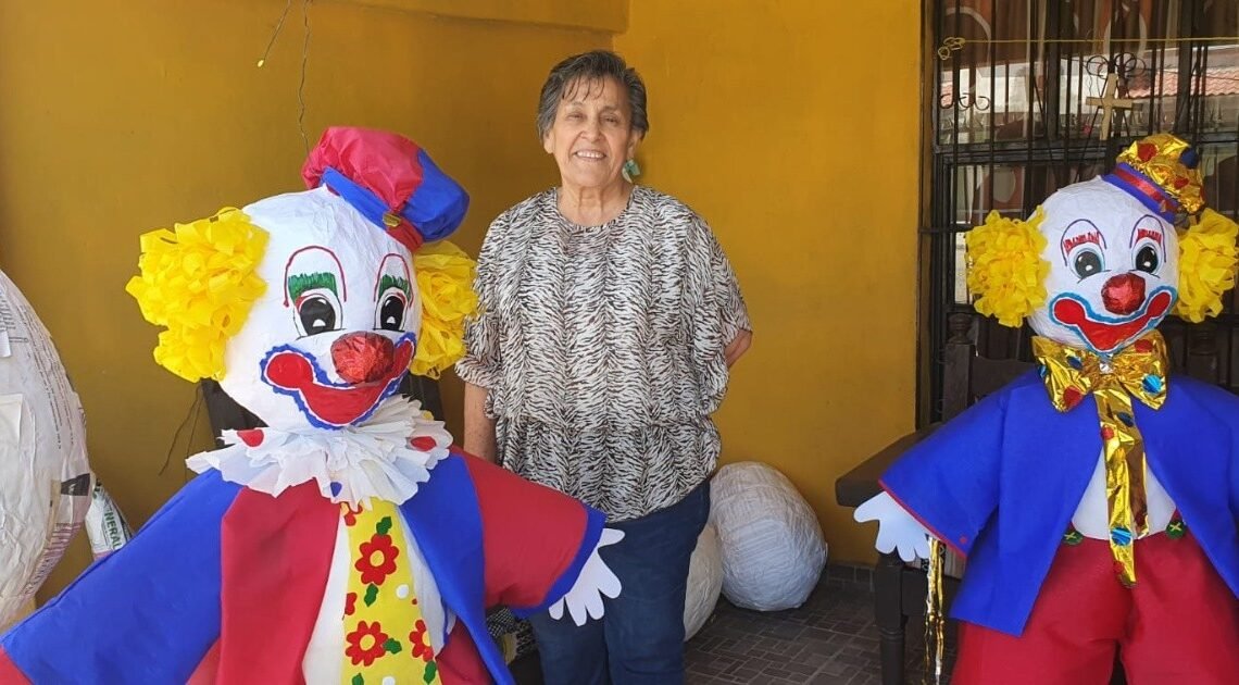 Hermosillo: Dolores hace piñatas ¡Desde hace medio siglo!