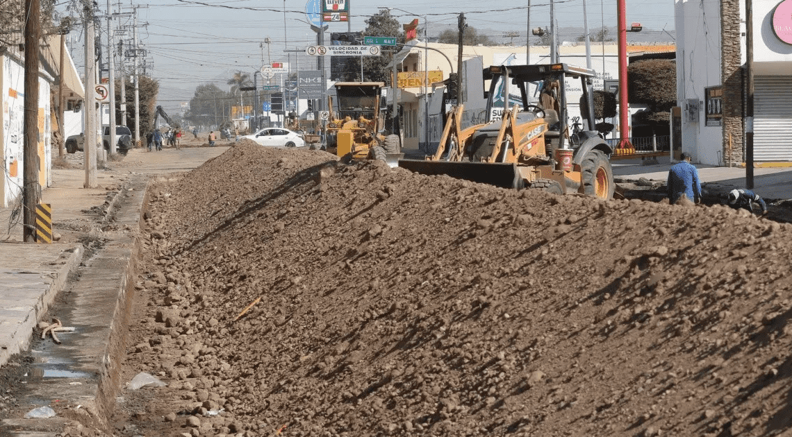 Reabre Reforma con circulación completa