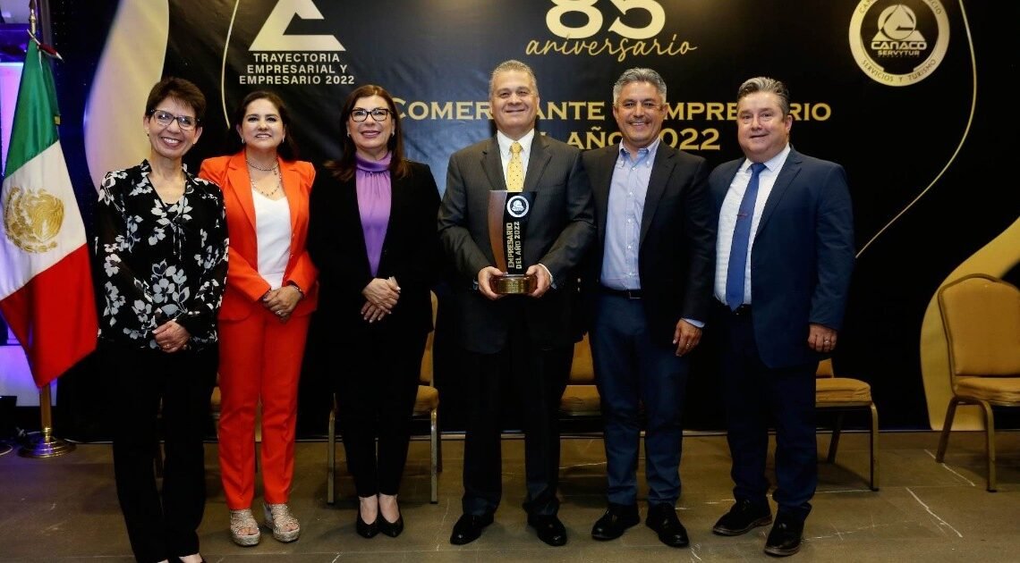 Canaco Hermosillo otorga reconocimiento a Comerciante y Empresario del año 2023 Canaco Hermosillo otorga reconocimiento a Comerciante y Empresario del año 2023