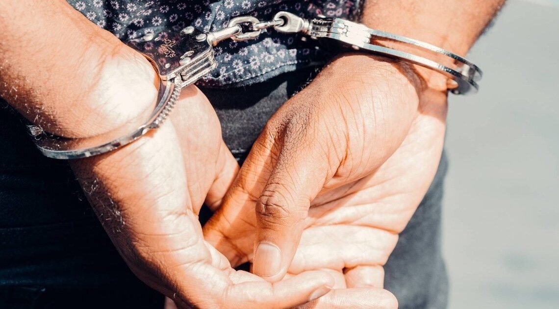 Denuncia a su pareja por gritar y amenazarla para dejarlo entrar a su casa en Hermosillo Denuncia a su pareja por gritar y amenazarla para dejarlo entrar a su casa en Hermosillo