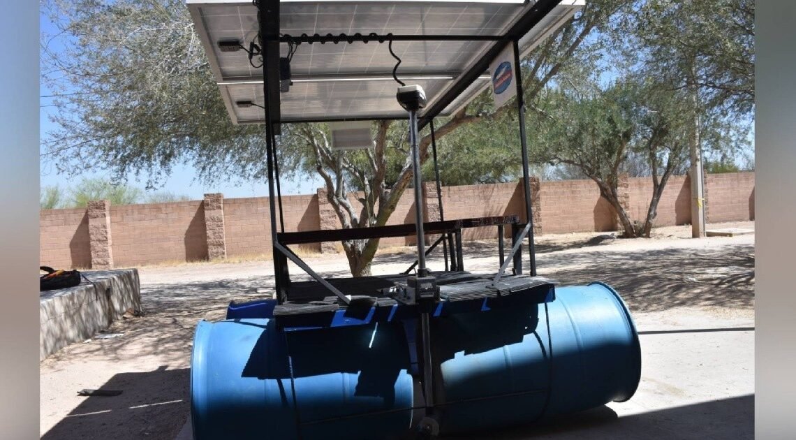 Alumnos de UTH en Hermosillo crean balsa solar