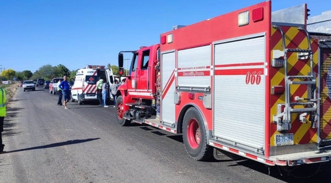 Rescatan a mujer en lo alto de cerro entre Bomberos de Hermosillo