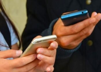 ¿Cambió el horario? Continúa la confusión