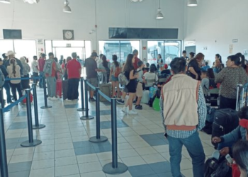 Atiborran centrales de autobuses