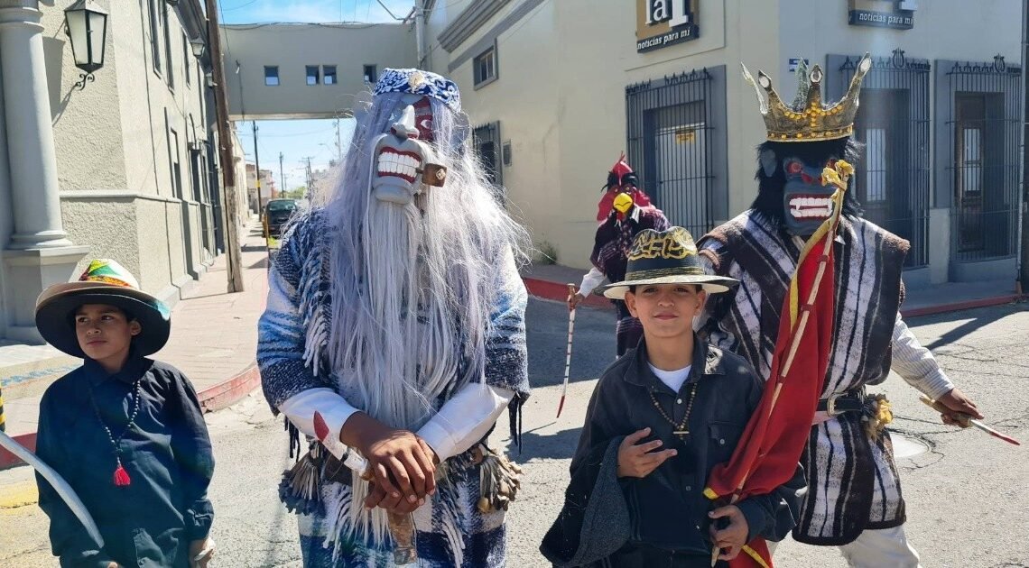Niños se involucran en tradiciones de Cuaresma