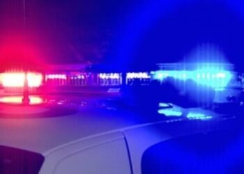 Accidente en carretera de Nuevo Laredo deja a mujer prensada y 3 heridos