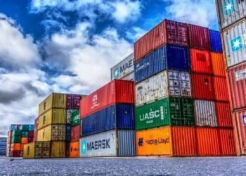 Exportaciones suben 2.8% en mayo