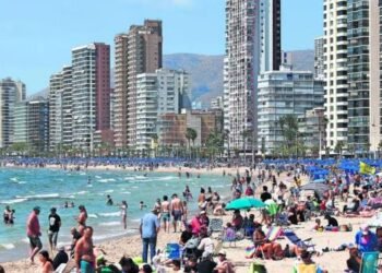 PIB turístico liga tres trimestres al alza