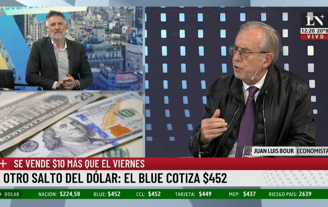 Otro salto del dólar: el blue cotiza 2