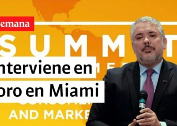 Expresidente Duque participa como orador en el Summit Latin América en Miami