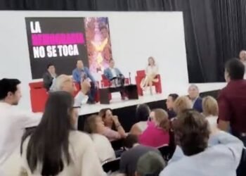 ¡CUESTIONÓ A CÓRDOVA Y LO SACARON! DR. EDUARDO SABUGAL EXHIBE EN SIN CENSURA, SIN PELOS EN LA LENGUA