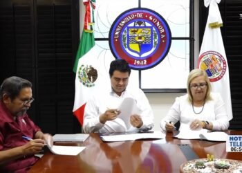 Se firmó acuerdo de revisión contractual entre el STAUS y la Universidad de Sonora.