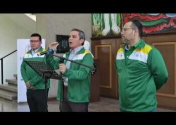 Ceremonia de abanderamiento de la Delegación de la Universidad de Colima