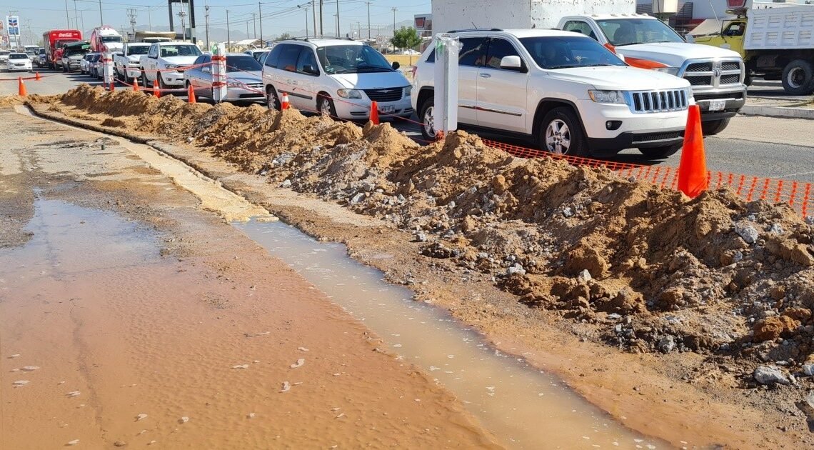 Reparación de fuga deja sin agua a varias colonias del Norponiente de Hermosillo 