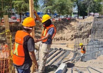 Puente a desnivel de bulevar Luis encinas lleva avance del 17%: Cidue