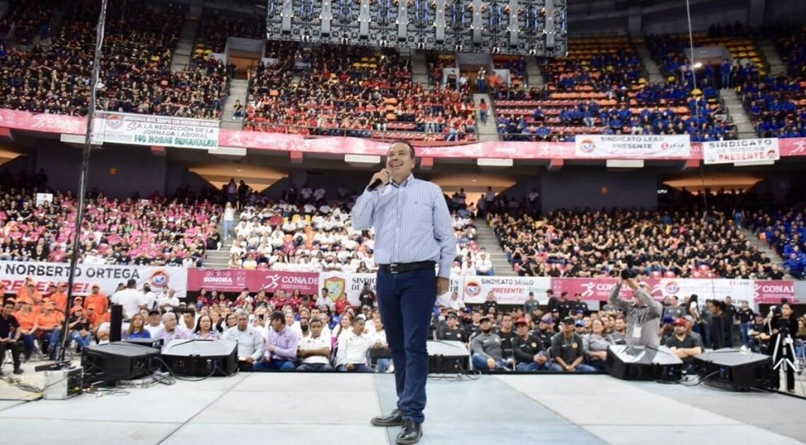 Se compromete Antonio Astiazarán a buscar construcción de casa de interés social Se compromete Antonio Astiazarán a buscar construcción de casa de interés social