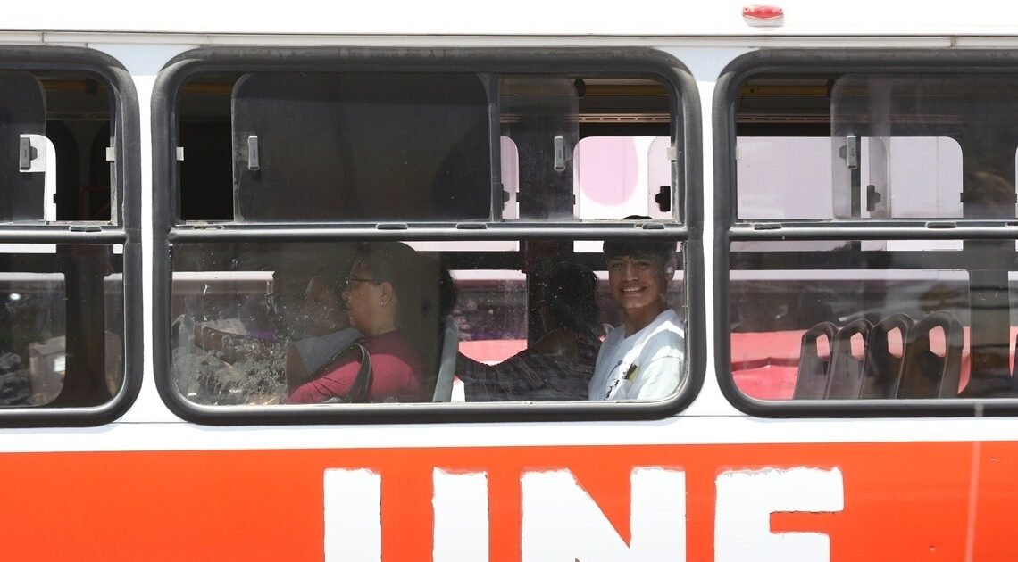 Hermosillo: Usuarios del transporte denuncian que camiones no encendieron los aires