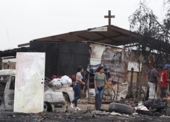 Organizan colecta para ayudar a vecinos de la invasión Guayacán tras incendio que arrasó con sus viviendas