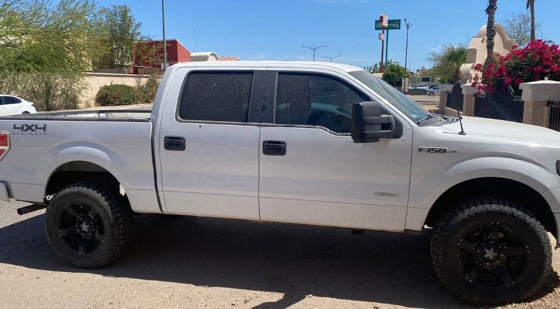 Hallan vehículo robado en fraccionamiento Puerta Real de Hermosillo