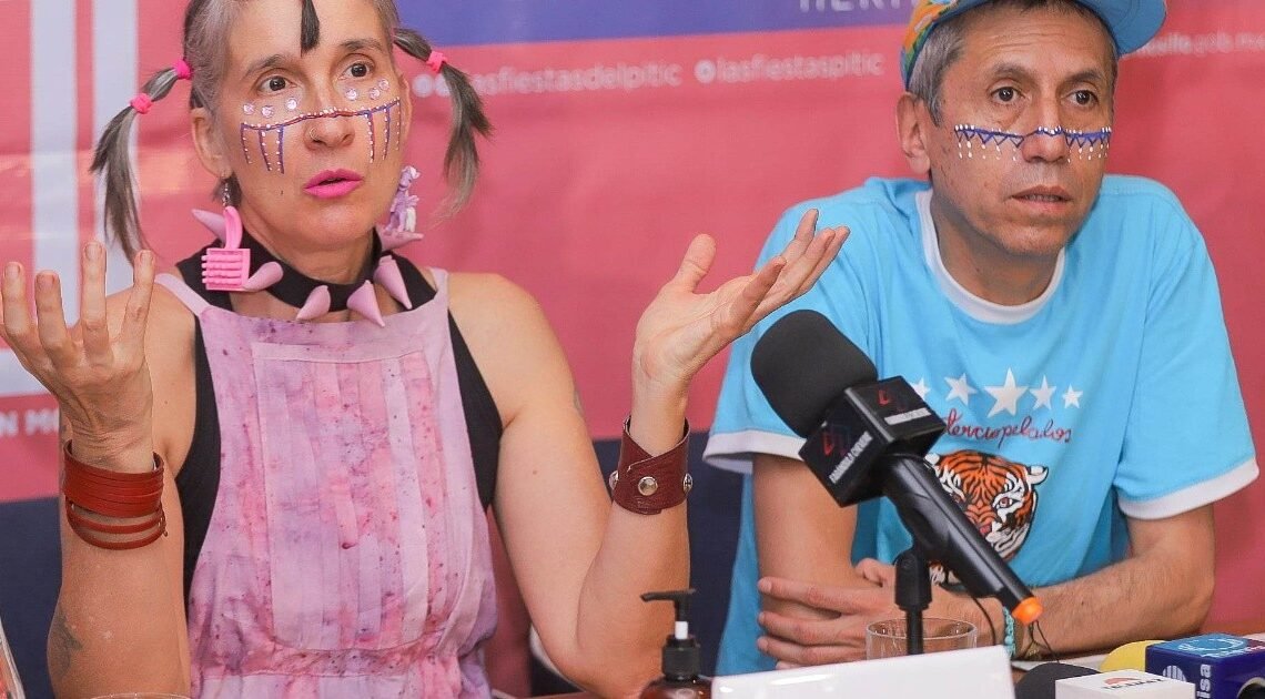 Aterciopelados se hace maquillaje facial Seri para las Fiestas del Pitic Aterciopelados se hace maquillaje facial Seri para las Fiestas del Pitic