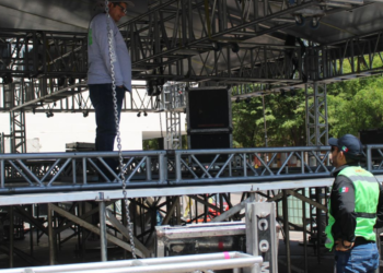 Revisan escenarios de las Fiestas del Pitic