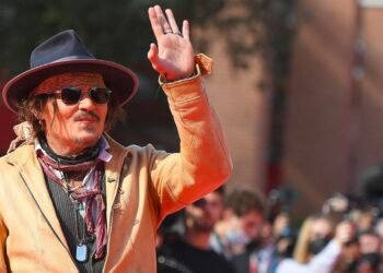 Johnny Depp genera controversia en la apertura del Festival de Cannes