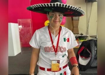 Joven deportista queda lesionada tras accidente en juego mecánico