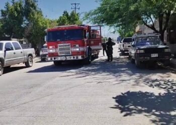 Cortocircuito provoca incendio en vivienda de la Primera Hermosillo